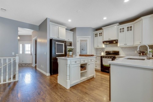121 Cimarron Park Circle, Okotoks, AB 