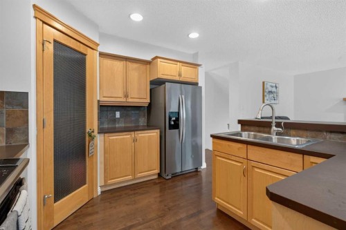 29 Sunset Close, Cochrane, AB 