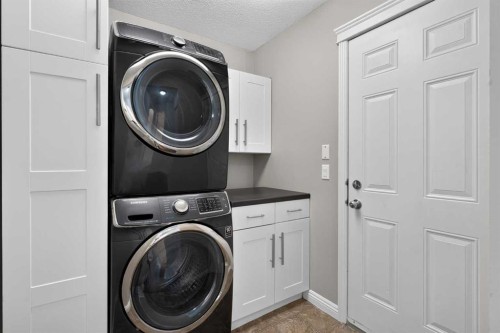 29 Sunset Close, Cochrane, AB 