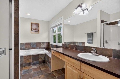 29 Sunset Close, Cochrane, AB 