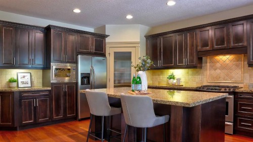 30 Aspen Meadows Park Sw, Calgary, AB 