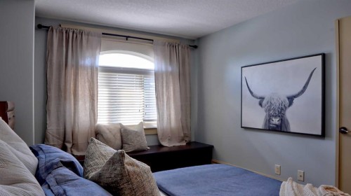 30 Aspen Meadows Park Sw, Calgary, AB 