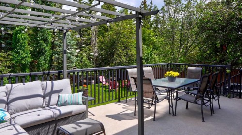 30 Aspen Meadows Park Sw, Calgary, AB 