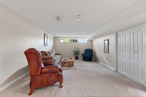 4519 26 Avenue Se, Calgary, AB 