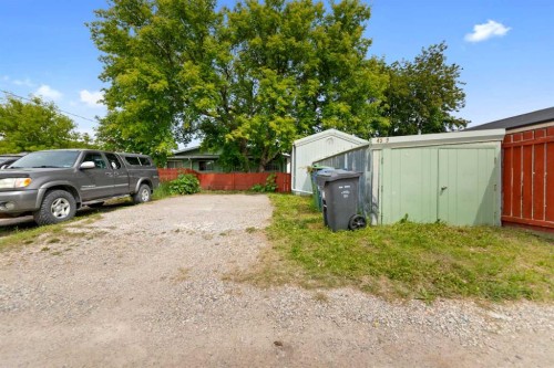 4519 26 Avenue Se, Calgary, AB 