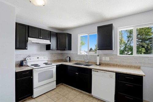 5048 Whitestone Way Ne, Calgary, AB 