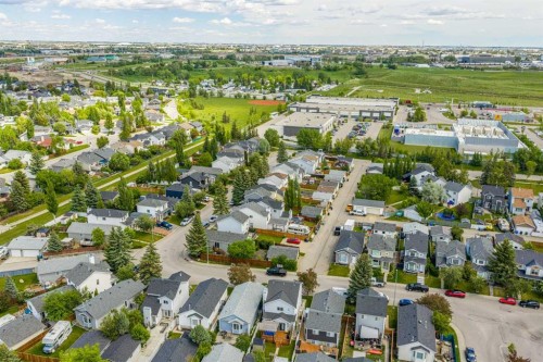 395 River Rock Circle Se, Calgary, AB 