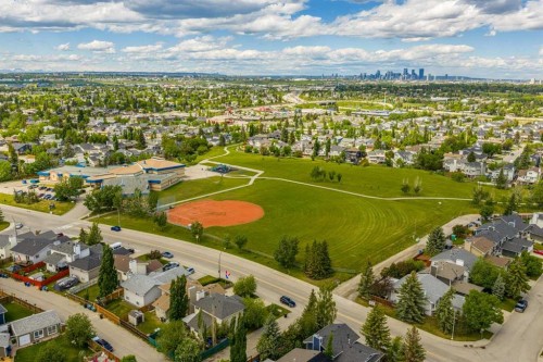 395 River Rock Circle Se, Calgary, AB 