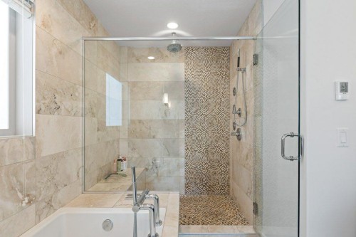 2113 21 Avenue Sw, Calgary, AB 