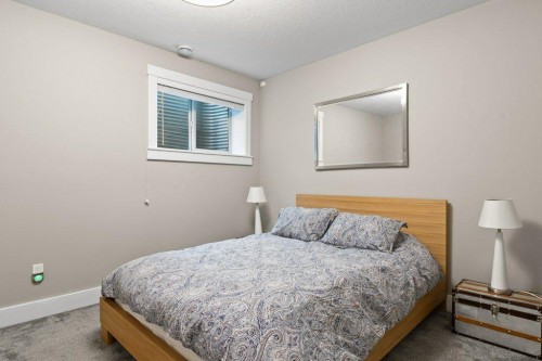 2113 21 Avenue Sw, Calgary, AB 