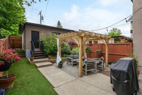 2113 21 Avenue Sw, Calgary, AB 