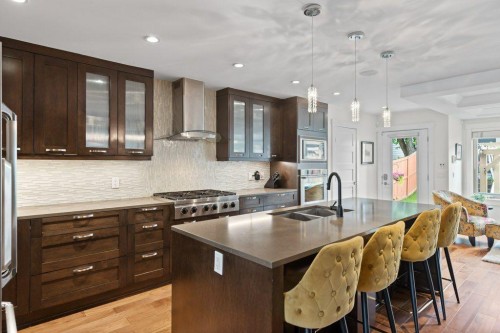 2113 21 Avenue Sw, Calgary, AB 