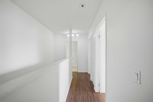 19 Appletree Close Se, Calgary, AB 