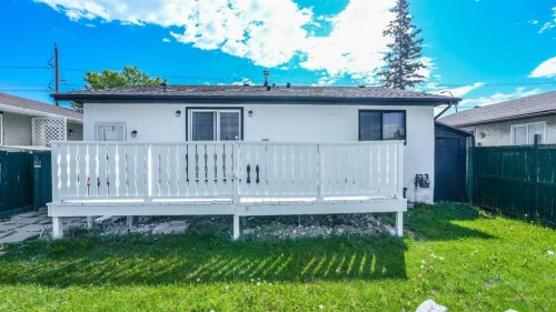 379 Maitland Crescent Ne, Calgary, AB 