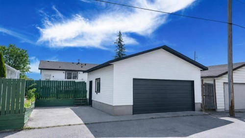 379 Maitland Crescent Ne, Calgary, AB 