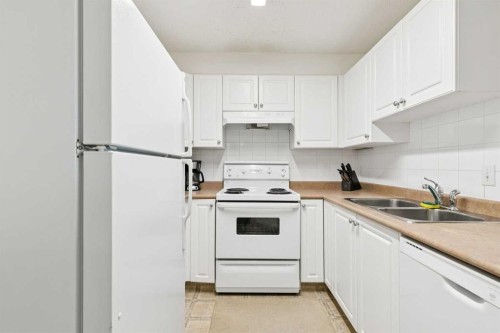 2407-12 Cimarron Common, Okotoks, AB 