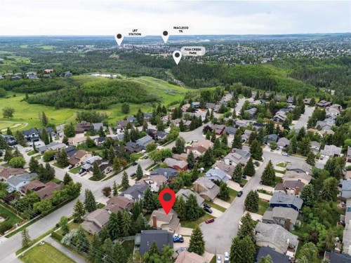 27 Woodgreen Place Sw, Calgary, AB 