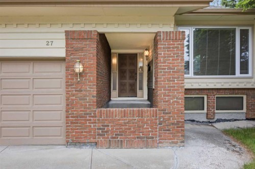 27 Woodgreen Place Sw, Calgary, AB 