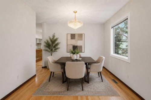 27 Woodgreen Place Sw, Calgary, AB 