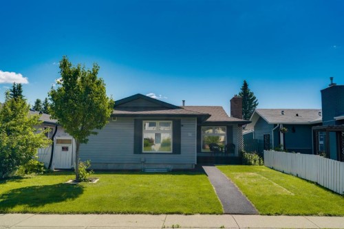 24 Shawcliffe Road Sw, Calgary, AB 