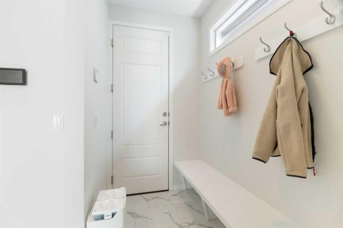 26 Seton Manor Se, Calgary, AB 