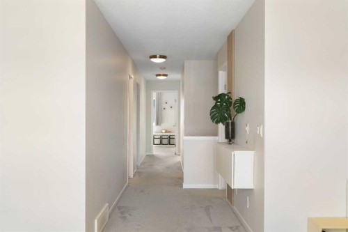 26 Seton Manor Se, Calgary, AB 