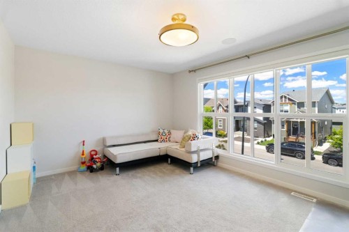 26 Seton Manor Se, Calgary, AB 