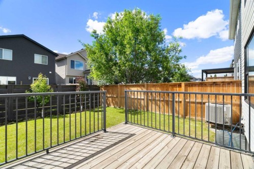 26 Seton Manor Se, Calgary, AB 