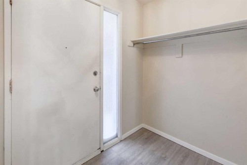 417 40 Street Ne, Calgary, AB 