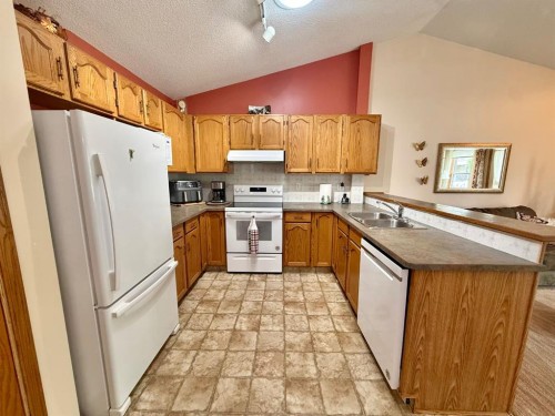 408 Freeman Way Nw, High River, AB 