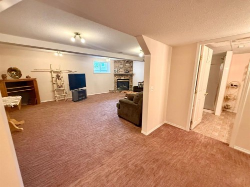 408 Freeman Way Nw, High River, AB 