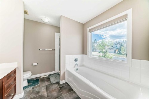 95 Rockledge Terrace Nw, Calgary, AB 