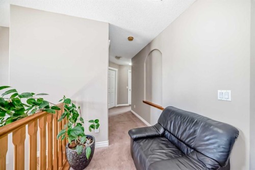 95 Rockledge Terrace Nw, Calgary, AB 