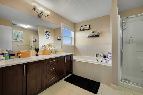 129 Covecreek Bay Ne, Calgary, AB 