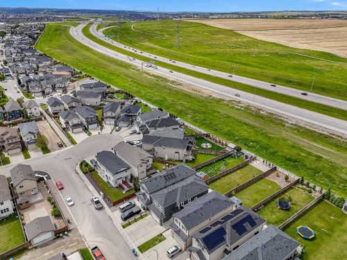 129 Covecreek Bay Ne, Calgary, AB 