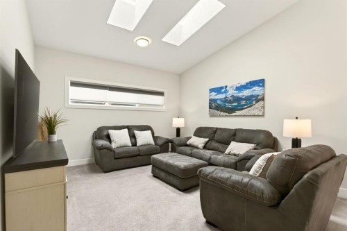 278 Hillcrest Heights Sw, Airdrie, AB 