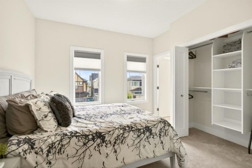 278 Hillcrest Heights Sw, Airdrie, AB 