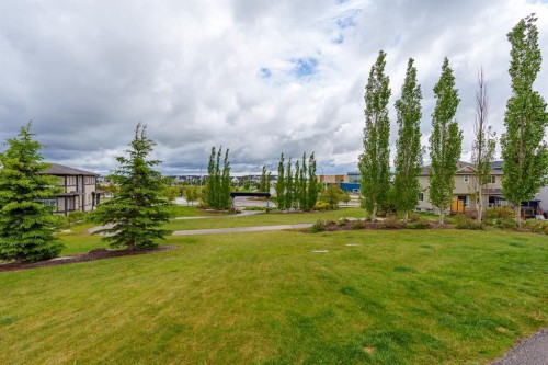 278 Hillcrest Heights Sw, Airdrie, AB 