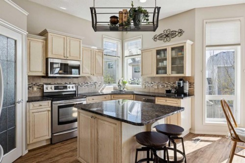230 Royal Oak Place Nw, Calgary, AB 