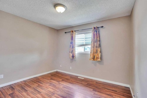56 Fallingworth Bay Ne, Calgary, AB 