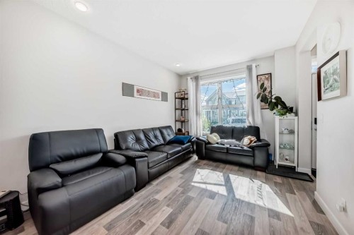 16 Carringvue Way Nw, Calgary, AB 
