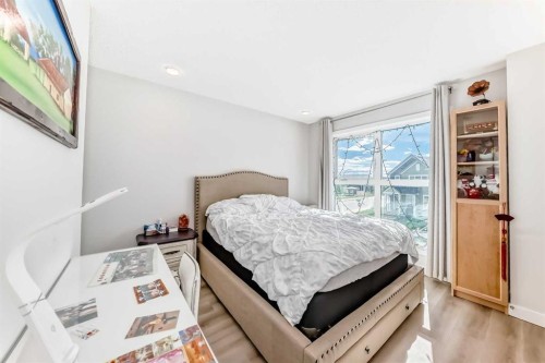 16 Carringvue Way Nw, Calgary, AB 