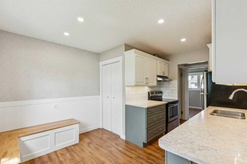 727 Ranchview Circle Nw, Calgary, AB 