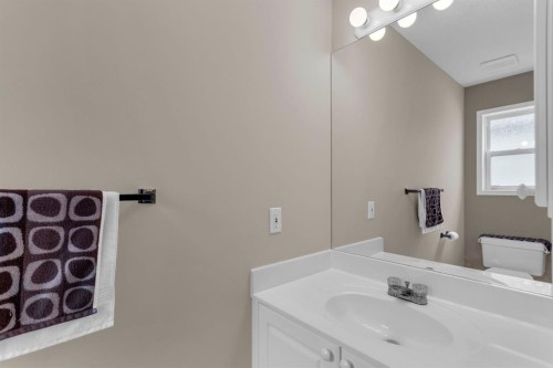 3751 Douglas Ridge Link Se, Calgary, AB 