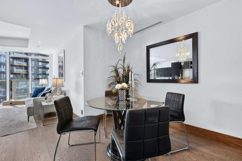 807-738 1 Avenue Sw, Calgary, AB - Indoor Photo Showing Dining Room