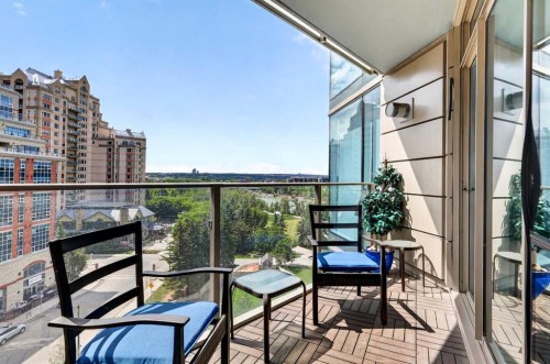 807-738 1 Avenue Sw, Calgary, AB - Outdoor With Exterior