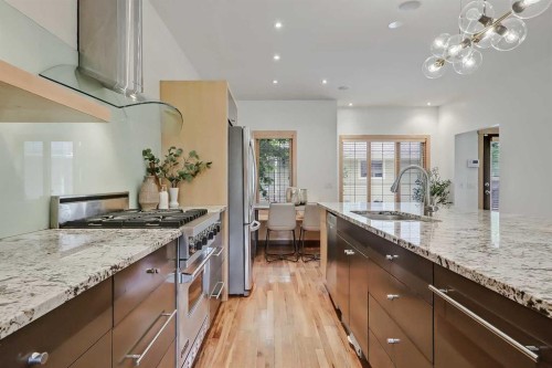 17 Somme Boulevard Sw, Calgary, AB 