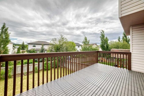 142 Quigley Close, Cochrane, AB 