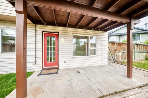 142 Quigley Close, Cochrane, AB 