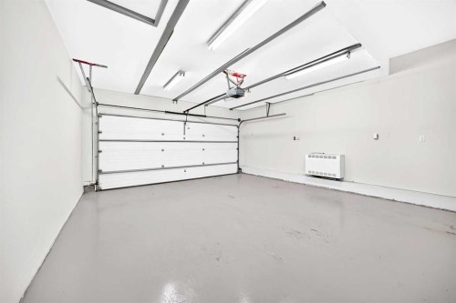142 Quigley Close, Cochrane, AB 
